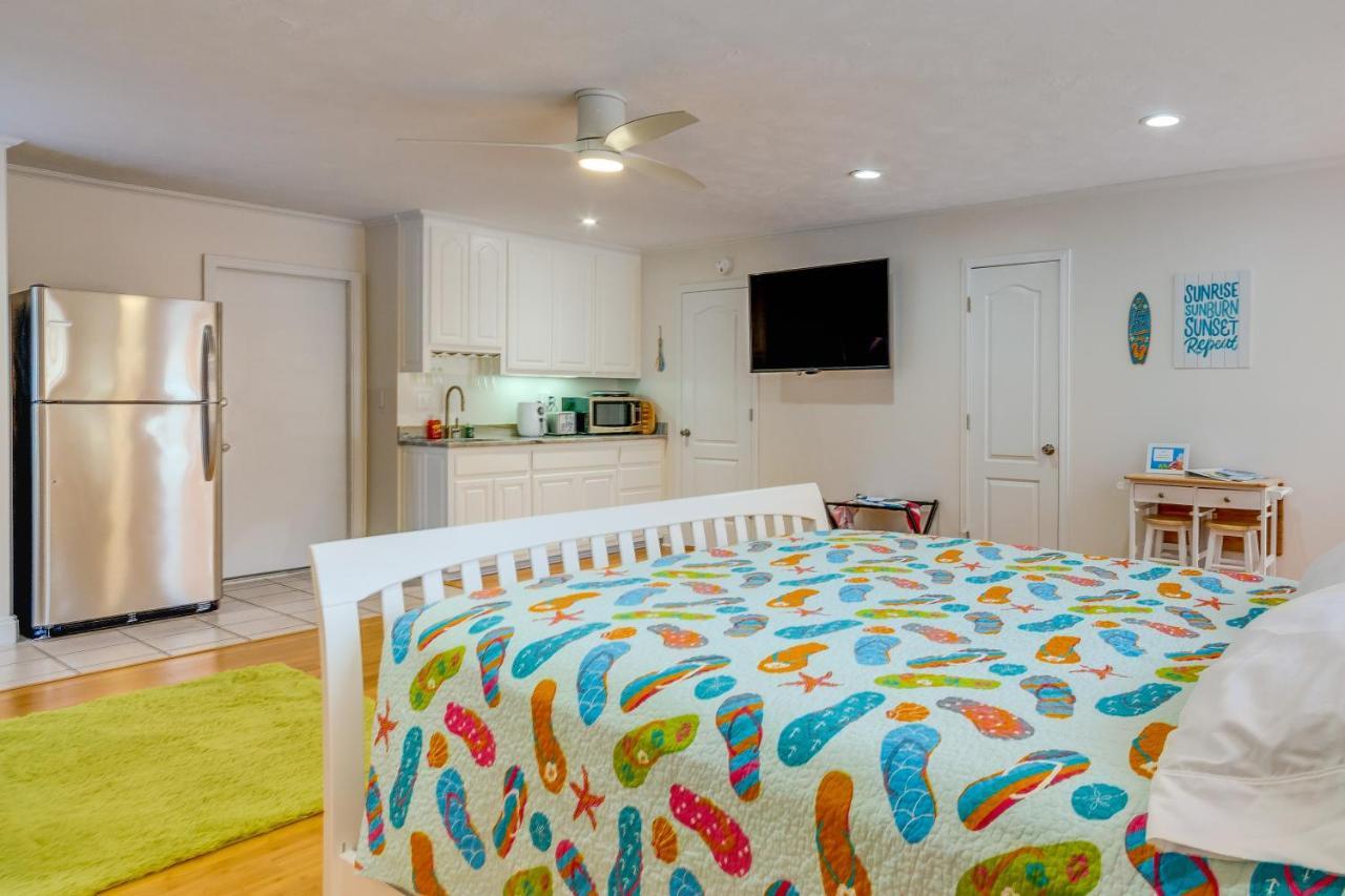 Gulf Breeze Vacation Rental For 2 With Pool Access! 外观 照片