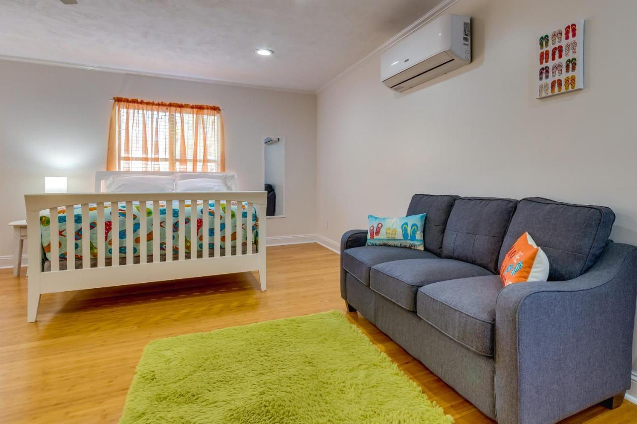 Gulf Breeze Vacation Rental For 2 With Pool Access! 外观 照片