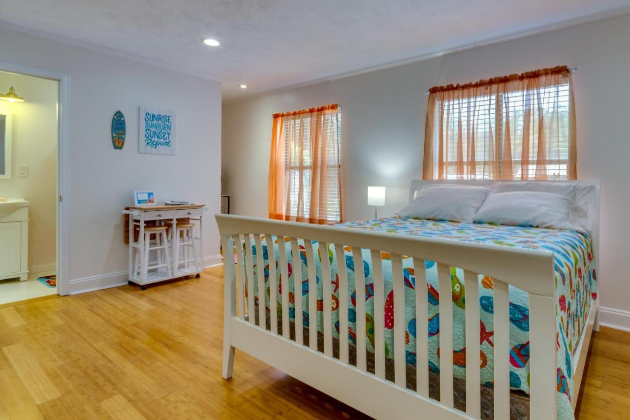 Gulf Breeze Vacation Rental For 2 With Pool Access! 外观 照片